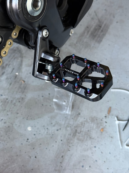 MaceMX Wide Foot Pegs